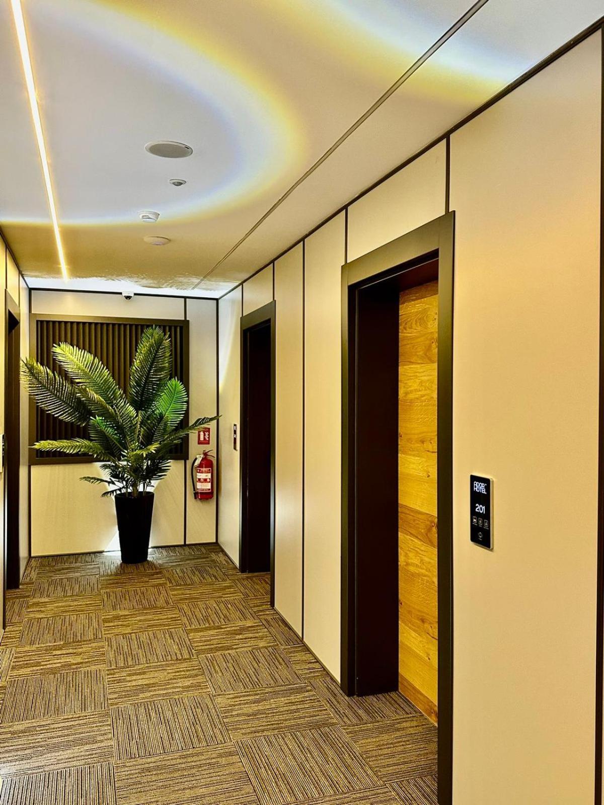 Ador Hotel North Mitrovica Экстерьер фото